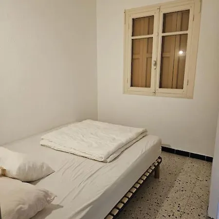 Apartment Des Petit En Rdc *